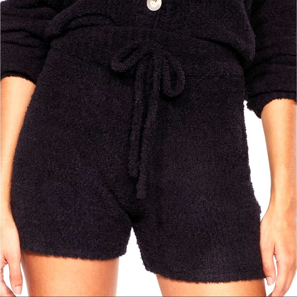 🖤 BLACK FLUFFY KNIT RELAXED SHORTS! - Picture 9 of 9